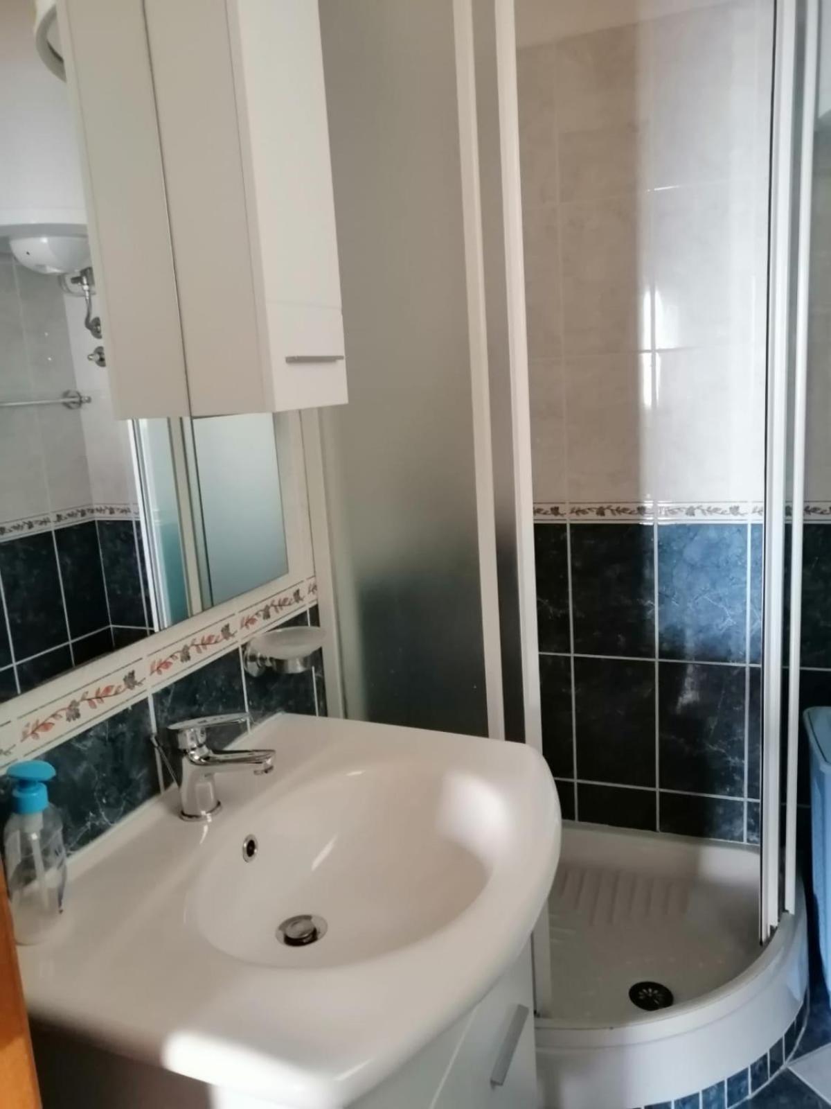 Apartmani Iva Трибань-Крушица Екстер'єр фото
