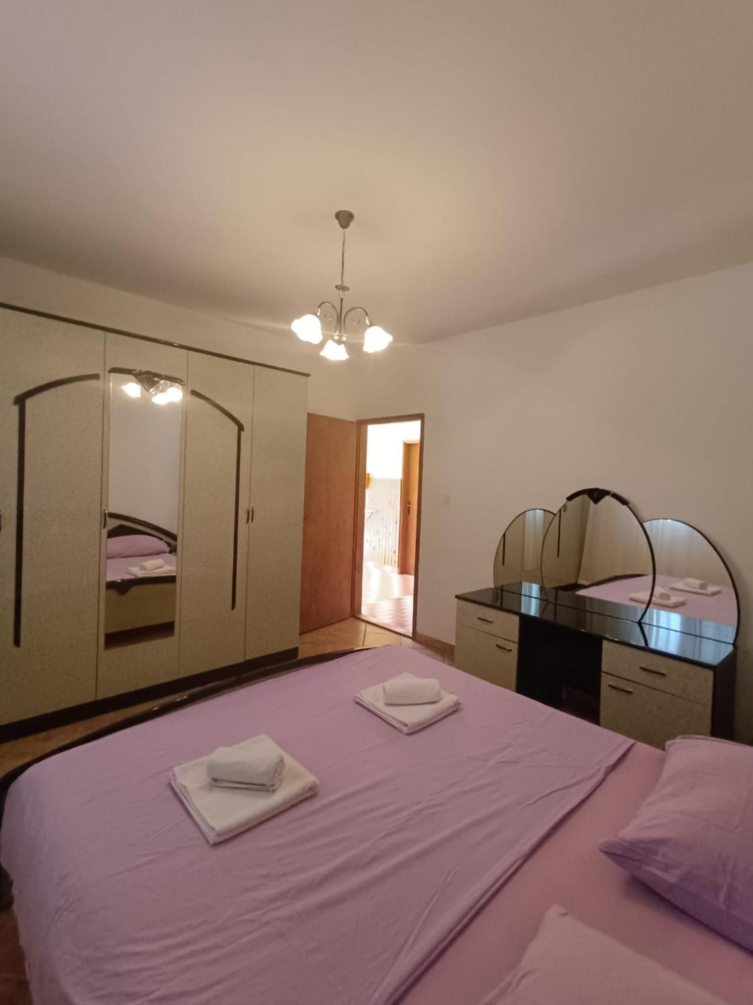 Apartmani Iva Трибань-Крушица Екстер'єр фото